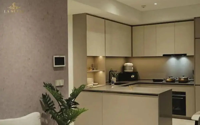 Opera View Residence City Center