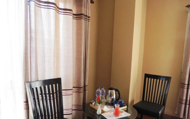 Hotel Awana