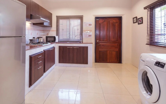 Villa Sabai, 5 minutes from City and Beach