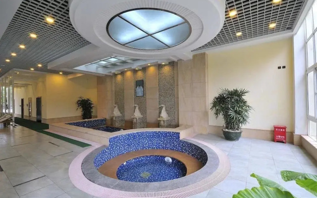 Tengchong Guanfang Hotel