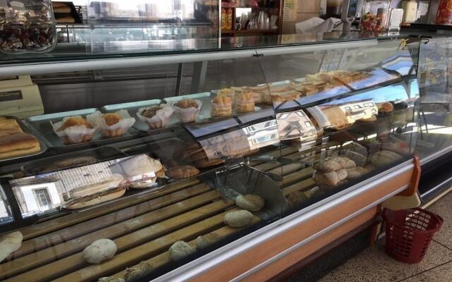 Aslep, Private Rooms in a Hostel