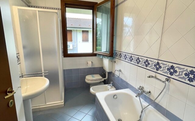 Fantastic Villa With Pool for 7 Guests on Albarella