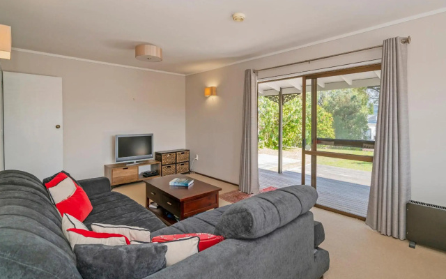 Jewel on Crown Reef - Pauanui Holiday Home