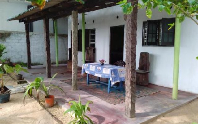 Jayasanka Guest House