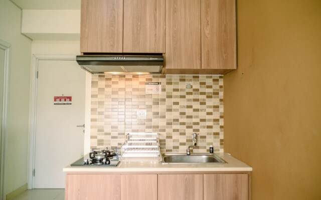 Comfort And Simple 2Br At Green Pramuka City Apartment