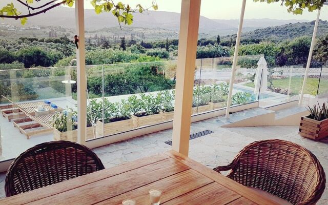 Aoria Estate Villa