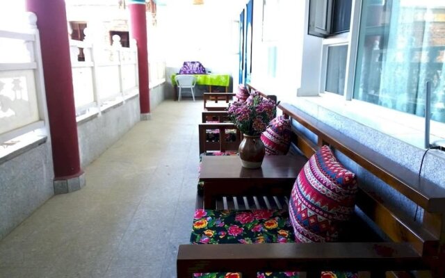 Dali Cityfall Inn