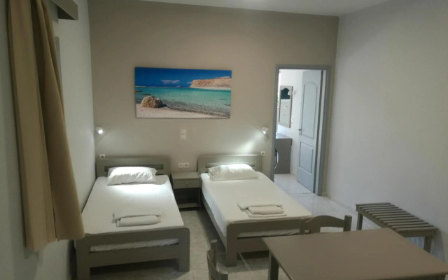 Niriis Hotel