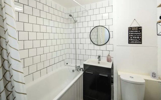 Charming London Apartment With Great Location