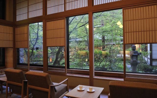 Kanbayashi Hotel Senjukaku