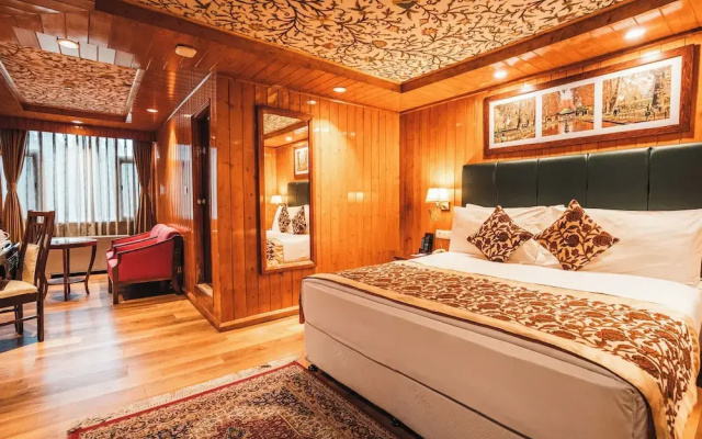Hotel Heevan Retreat