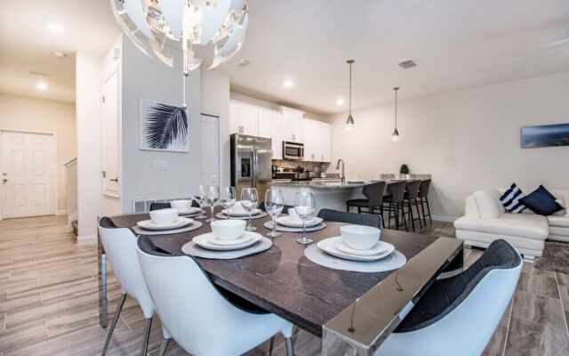 1594mvd 4 Bedroom Townhouse