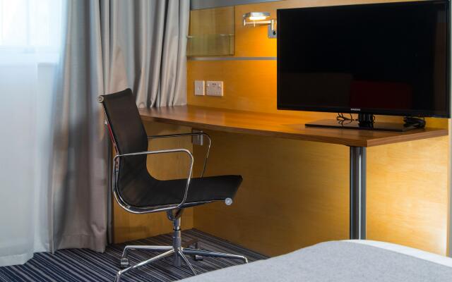 Holiday Inn Express London-Epsom Downs by IHG