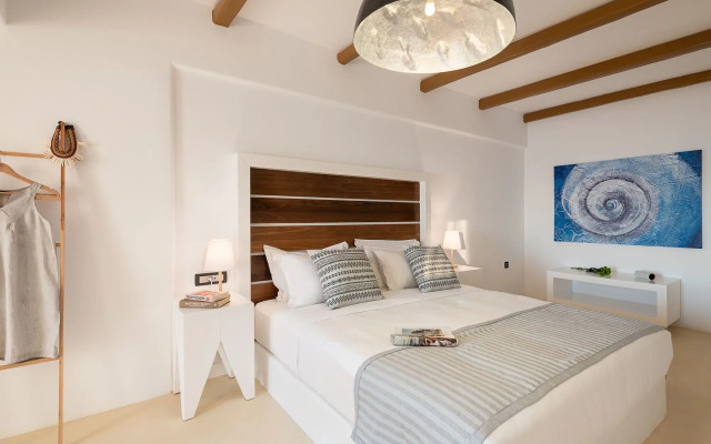 Apeiron Blue Santorini - Sustainable Adults Only 14+