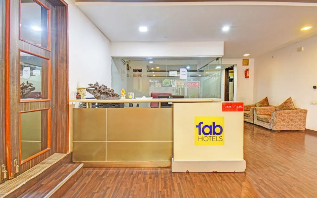Fabhotel The Walnut