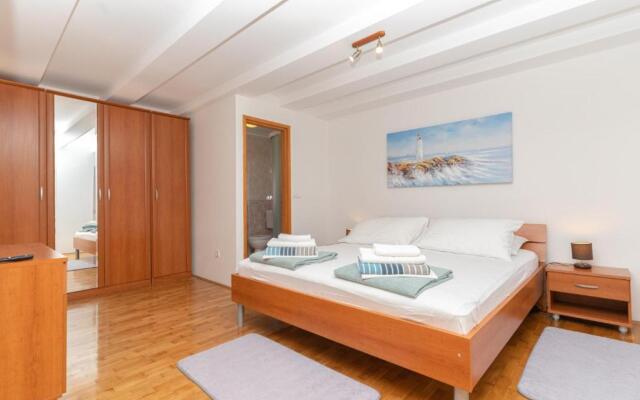Villa Luic