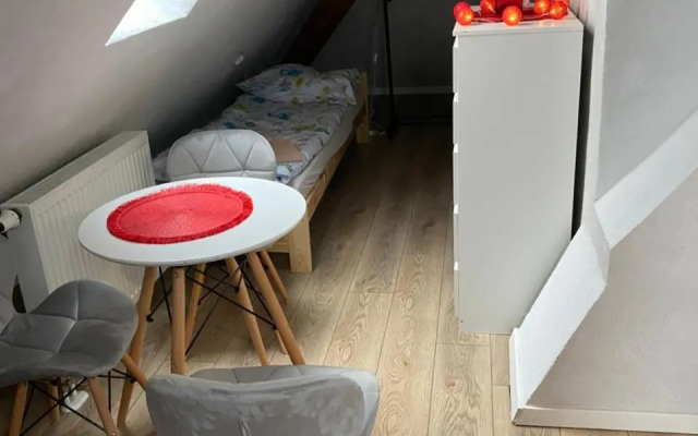 Kamienica Zołnierska 2 Mieszkania Numer 4 I 5