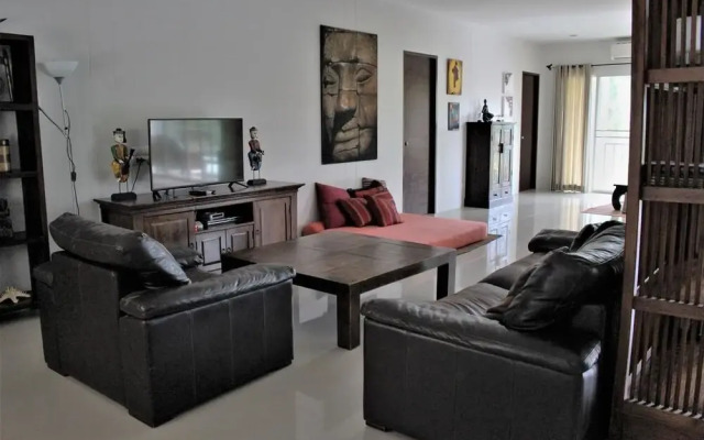 Baan Aroka Pool Villa Sea View