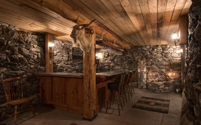 The Davies Family Inn