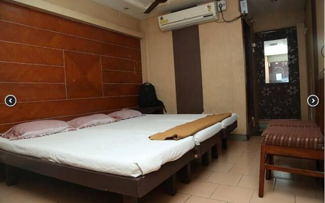 G R Guest House