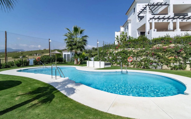 DJC - Modern 2 bedroom apartment close to beach