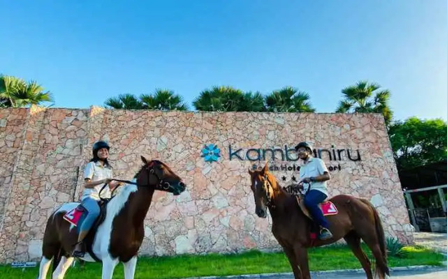 Kambaniru Beach Hotel & Resort