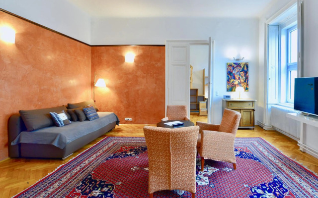 Stylish, Cosy & Central "Self-Check-In" Apartment