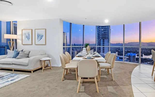 Level 45 Luxury Sub-Penthouse in Surfers