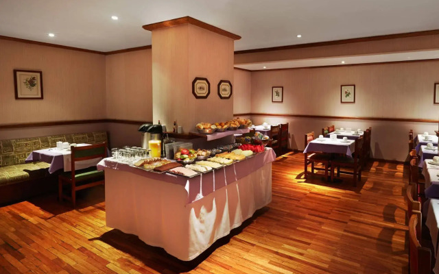 Augusta Park Hotel