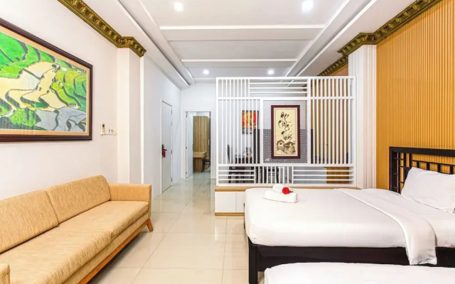 Seavitel Beach Hotel Da Nang