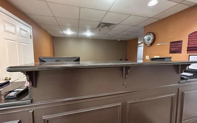 Sleep Inn & Suites Airport