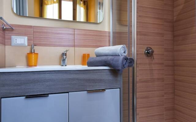 Seaside Holidays - Teatro