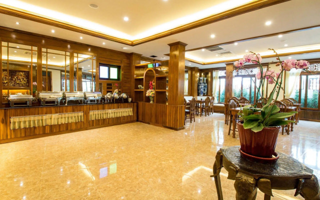 Sunday Villa Sirilanna Hotel