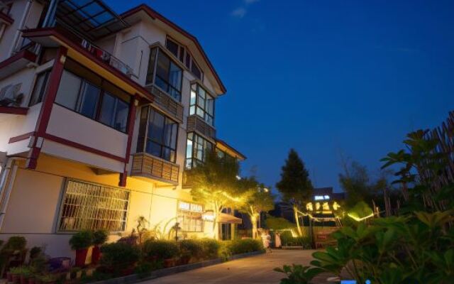 Xianxiang Farmhouse
