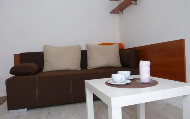 Apartament 210