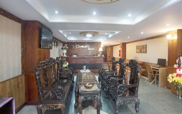 Champa Hotel