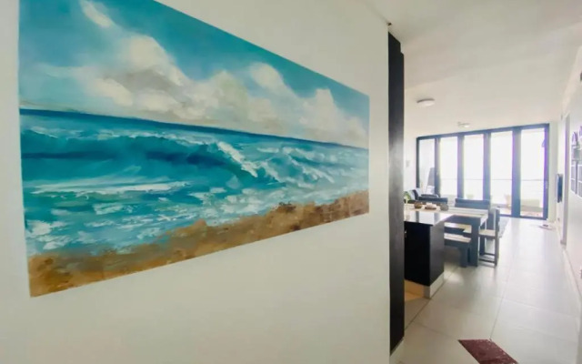 The Waves 2, Quayside Point Waterfront