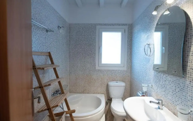 Dreamscape 3-Bedroom Mykonos Hideaway