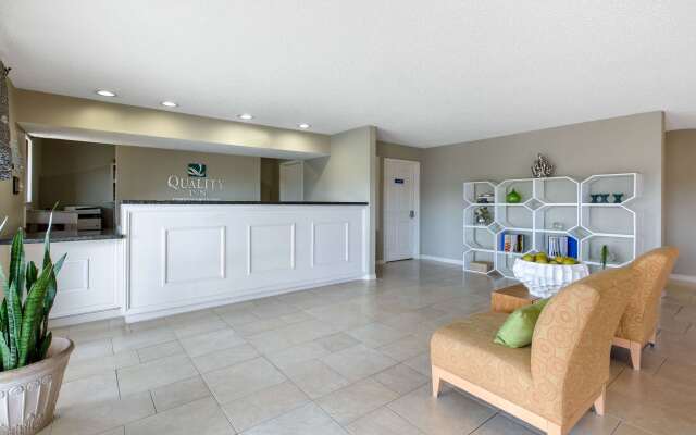 Quality Inn Clute Freeport
