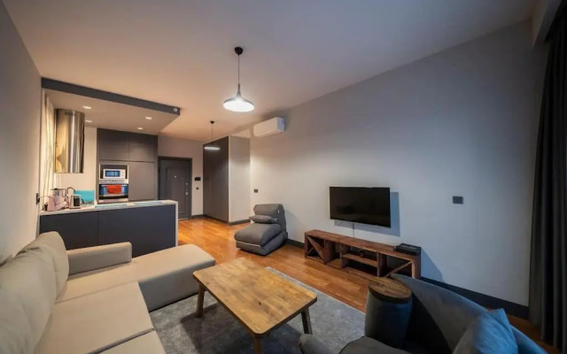 Superior, classy residence,7/24 Security,2 bedroom ( Benesta 71 )