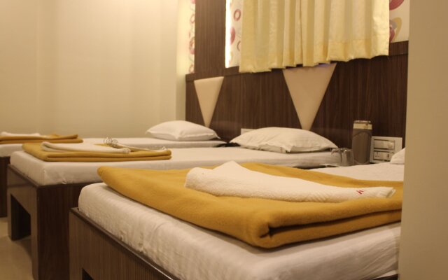 Hotel New Elite Inn - Near MIDC Turbhe Navi Mumbai