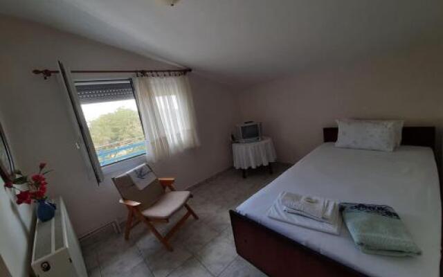 Aktaion Hotel