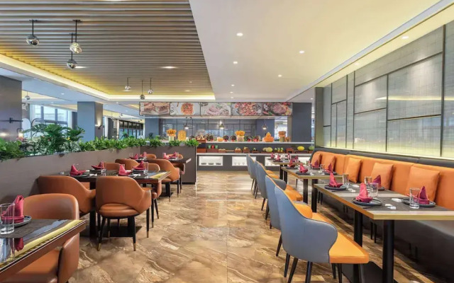 La Quinta By Wyndham Qionghai Yinhai