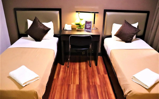 The Studio 18 Residences
