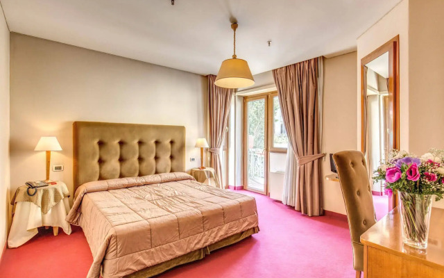 Farnesina Hotel