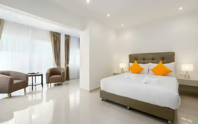 Sunset View Pool Villa