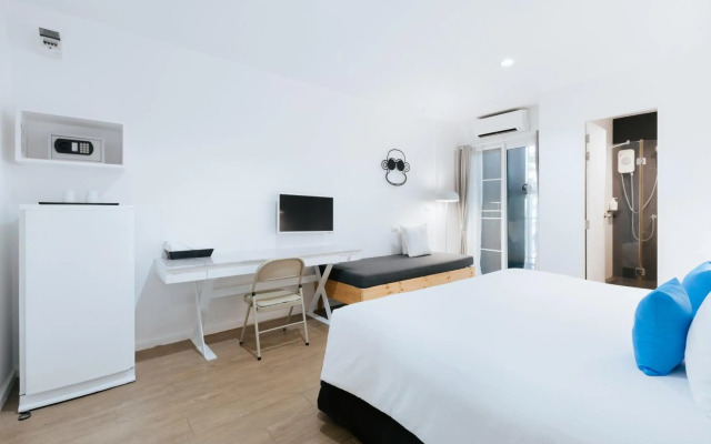 Blu Monkey Bed & Breakfast Phuket