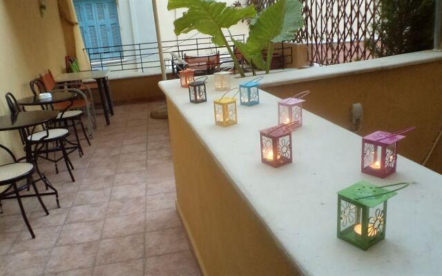 Morfea's Nest Rooms & Studios