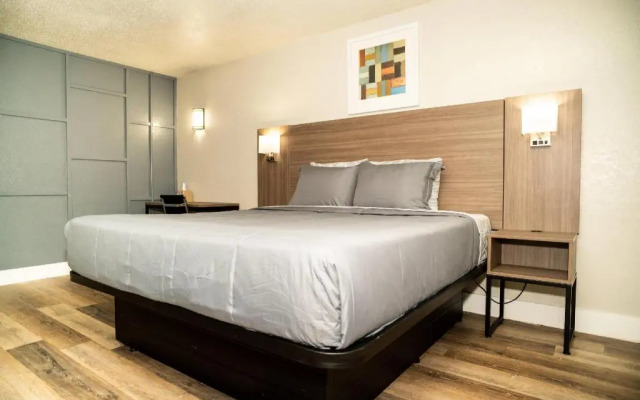 Rodeway Inn Near Ybor City - Casino