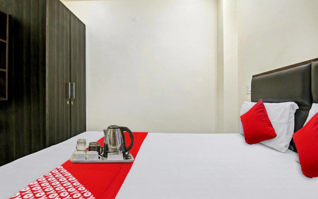 OYO Flagship 70255 Star Light Inn